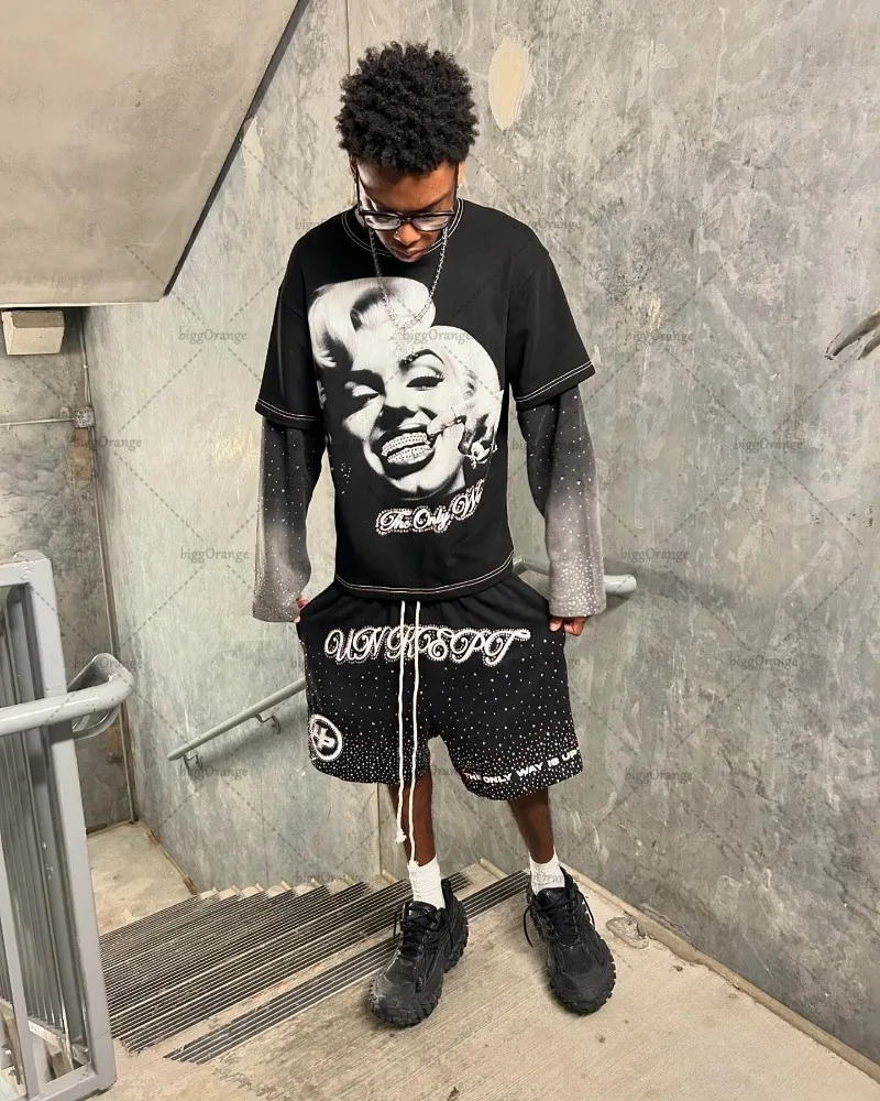 Y2K retro oversized printed fashion edition round neck long sleeved mens style American street Harajuku casual loose top women 241019