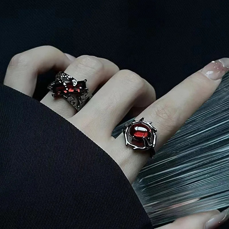 Goth Red Crystal Gemstone Ring Dark Cutout Vintage Geometric Shape For Women Retro Party Jewelry Open Rings Gift 241010