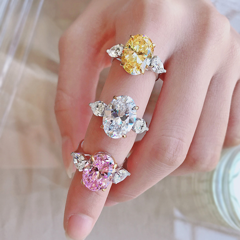 Oval Cut Moissanite Rings: 10CT White Gemstones Sterg Sier Ring for Women