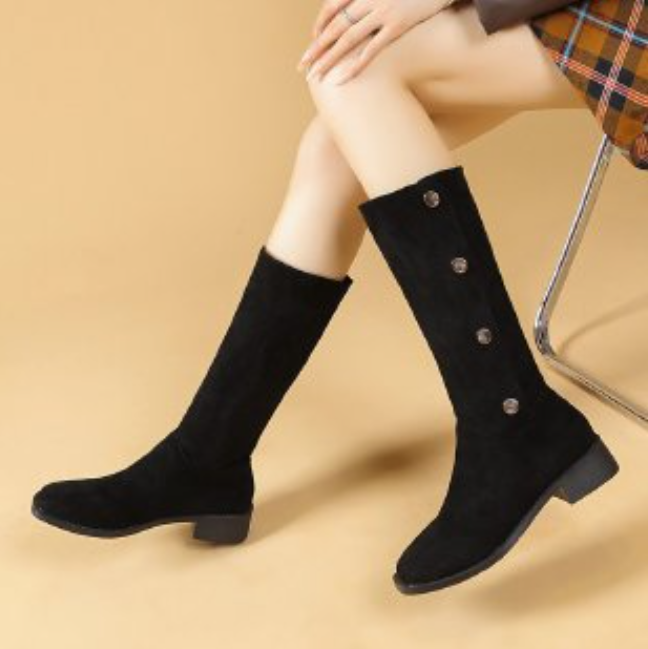 Chunky Heel Boots for Women: Trendy Plus-Size Footwear in Black and Beige bf3e