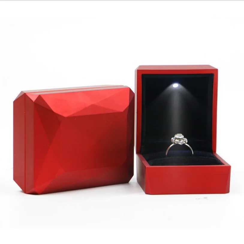 High end luxury heart-shaped LED wedding ring box with display screen storage jewelry decoration box ring pendant bag birthday W241019