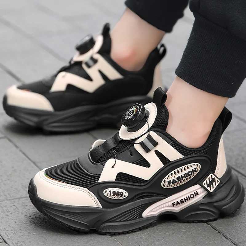 Athletic Outdoor Childrens sports shoes comfortable and breathable mesh running shoes childrens sports shoes H241019