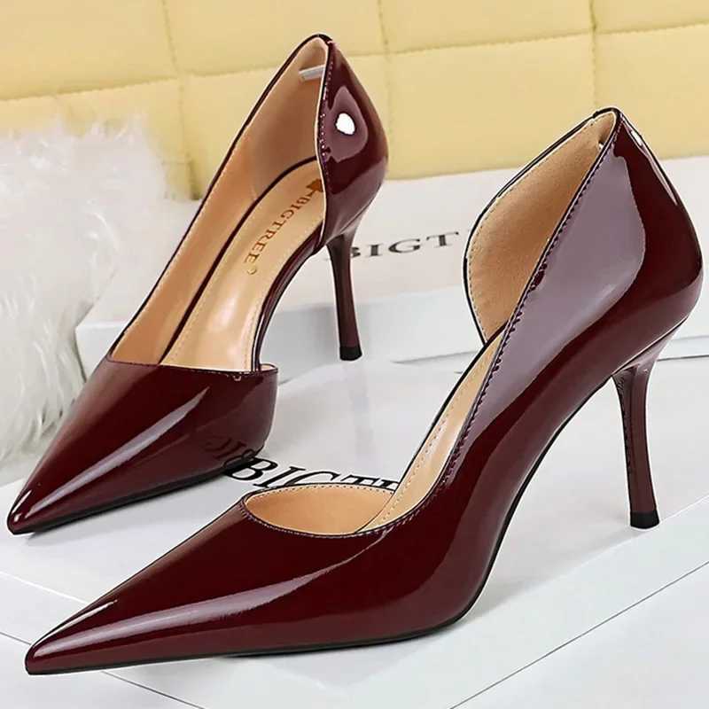 Size 34-43 Womens 8cm Thin High Heel Pump Womens Shallow Toe Middle Heel Side Hollow Patent Leather Nude Burgundy Red Shoes Y241019
