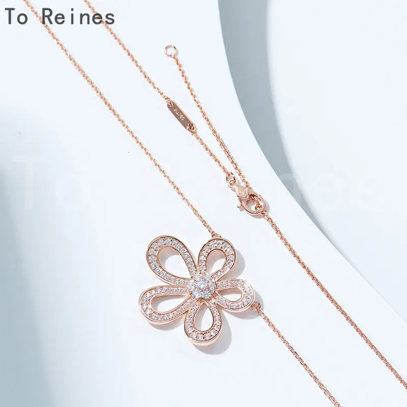 To Reines Fashion Creative Flower Pendant Necklace Women S925 Silver Five Leaf Flower Birthday Party Jewelry Necklace 241018