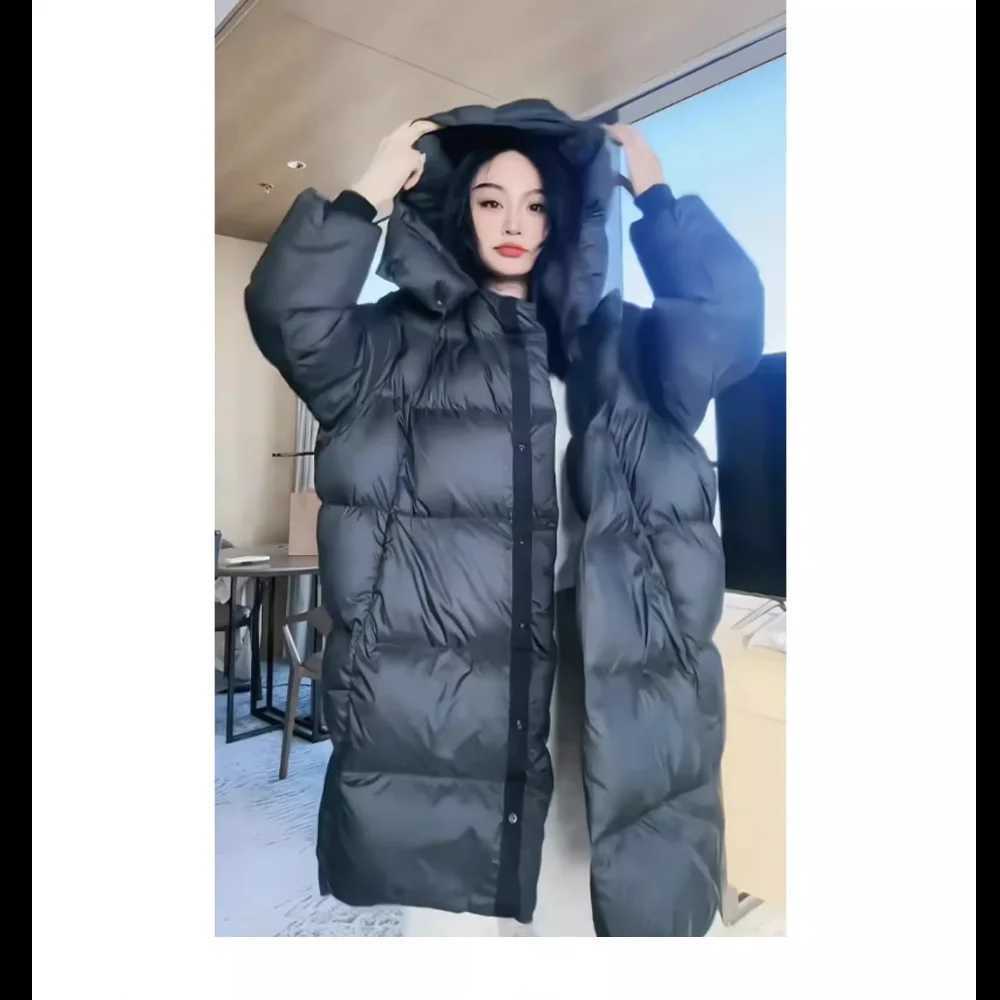 Womens Down Jacket in The Long Cocoon Thickened Hooded Jacket Loose Korean Version of The Bread Clothing Outdoor WarmthX241019