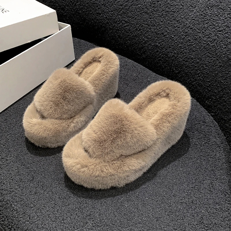 Womens solid color sliders casual slippers womens fur sliders womens high heels winter wedge modern sliders womens 241018