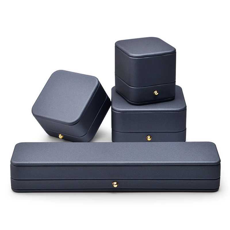 Oirlv Gorgeous Steel Blue Ring Box Premium Leather Ring Gift Box for Wedding Suggestions Jewelry Storage Box Bracelet Necklace W241019