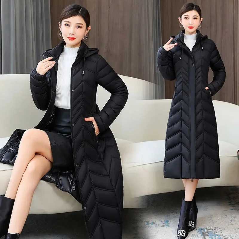 Women 2023 New Winter Long Plaid Parkas Loose Thicken Warm Hooded Coats Casual Zip Up Windproof Black White Down JacketsX241019