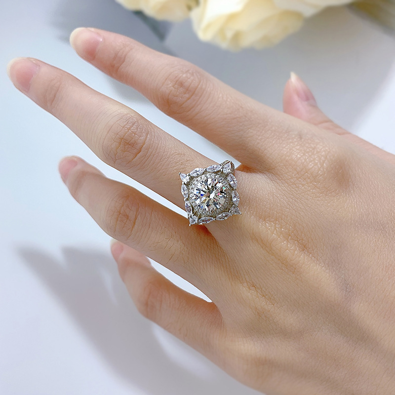 2024 Handmade Gorgeous SParkling Wedding Rings Luxury Jewelry Real 100% 925 Sterling Silver Round Cut White Moissanite Diamond Gemstones Party Women R