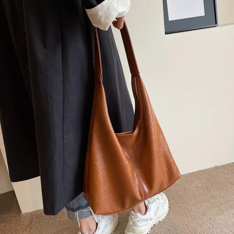Soft PU leather shoulder bag suitable for womens wedding handbags fully matched with commuting underwear bags Bolso Mujer fashionable 241018