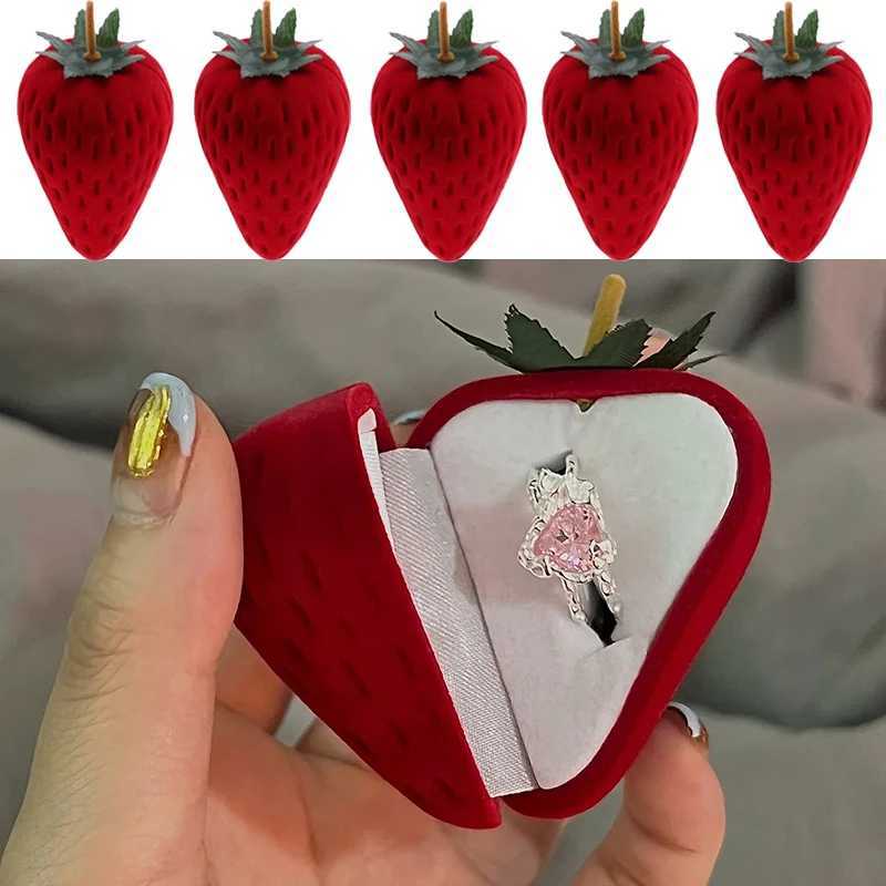 5 Strawberry Jewelry Boxes Velvet Heart Wedding Ring Boxes Recommended Ring Display Boxes Jewelry Packaging Gift Boxes W241019