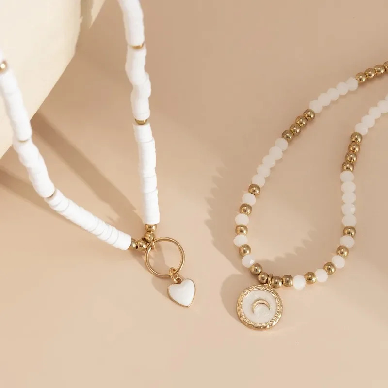 Simple polymer clay bead necklace fashionable cute and elegant necklace suitable for womens jewelry party gifts 241018