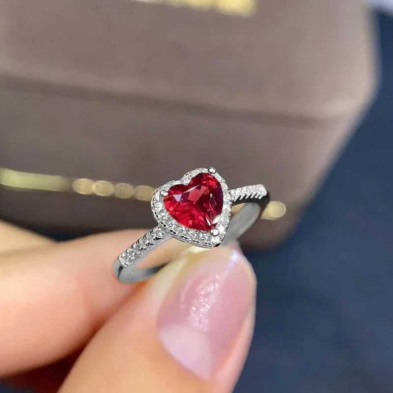 2023 new 925 sterling silver sparkling Pav zircon enhanced red heart crystal ring DIY womens party wedding jewelry ring gift Y241019