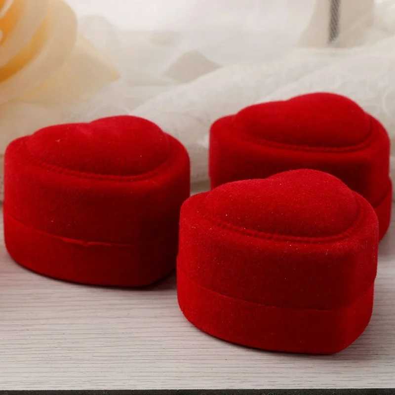 2PCS Red Heart Carrying Mini Cute Ring Box Hot Selling Display Box Jewelry Packaging W241019