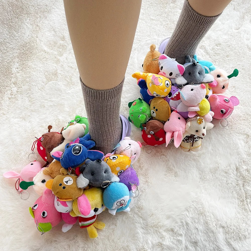 2024 womens home slider summer cute plush animal decoration slider fashionable wearing slider flat shoes womens shoes 241018