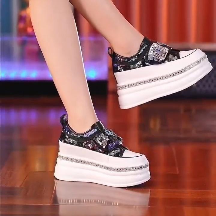 Soft sole, soft surface, anti slip, one foot pedal, thick sole, sponge cake shoes, women's casual, versatile, lightweight, comfortable, small hei