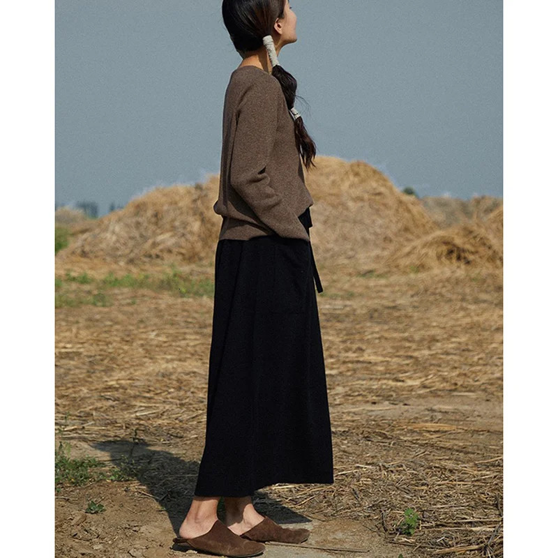 AutumnWinter Cashmere Double Pocket Retro Dress Art Style Versatile Womens Long Skirt 241019