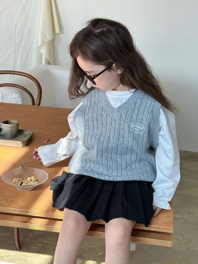 Girl Spring/Autumn One Piece Tank Top Sweater Knitted Cute Full Match Outdoor Loose Soft 241019