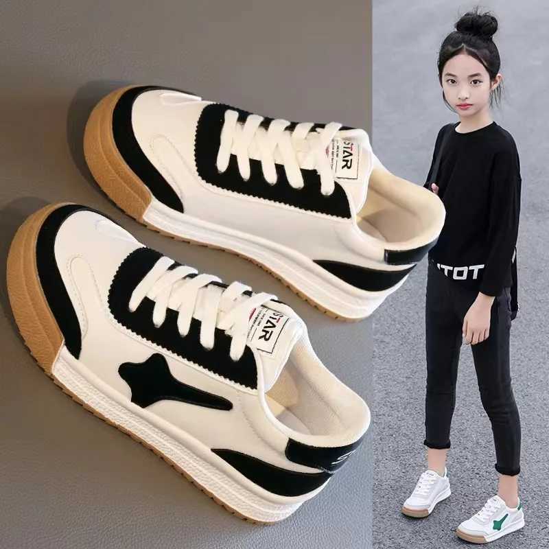 Athletic Outdoor Zapatillas childrens board shoes childrens spring and autumn new girls soft sole sports shoes boys anti slip white sports shoes H2410
