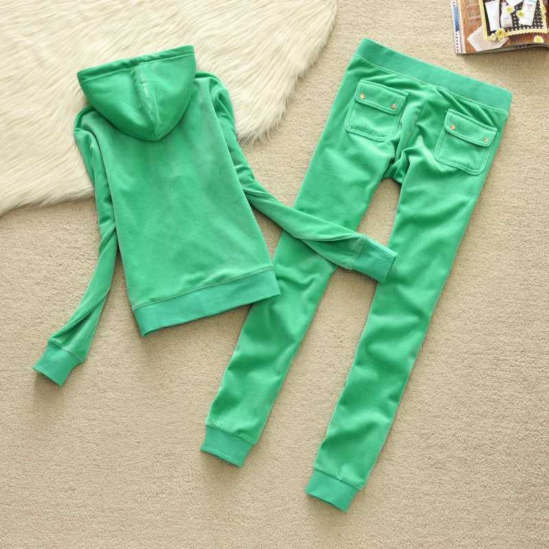 Women's Two Piece Pants Womens Velvet Track Wear Autumn/Winter Womens Casual Set Solid Color Hoodie Sportswear Velvet Set 2-piece Y241019S3WM