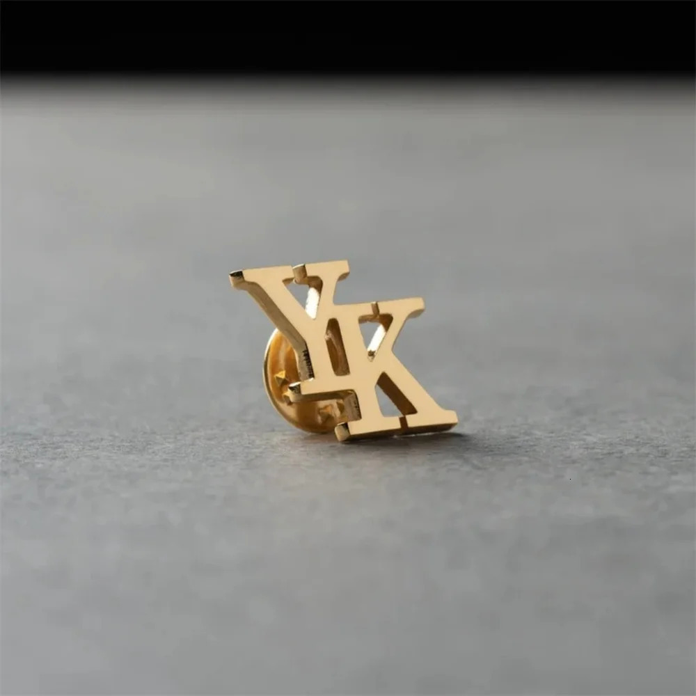 Tangula Custom Name Initials Brooch Stainless Steel Personalized Letter Mens Set Collar Tie Collar Brooch Dad Gift 241018