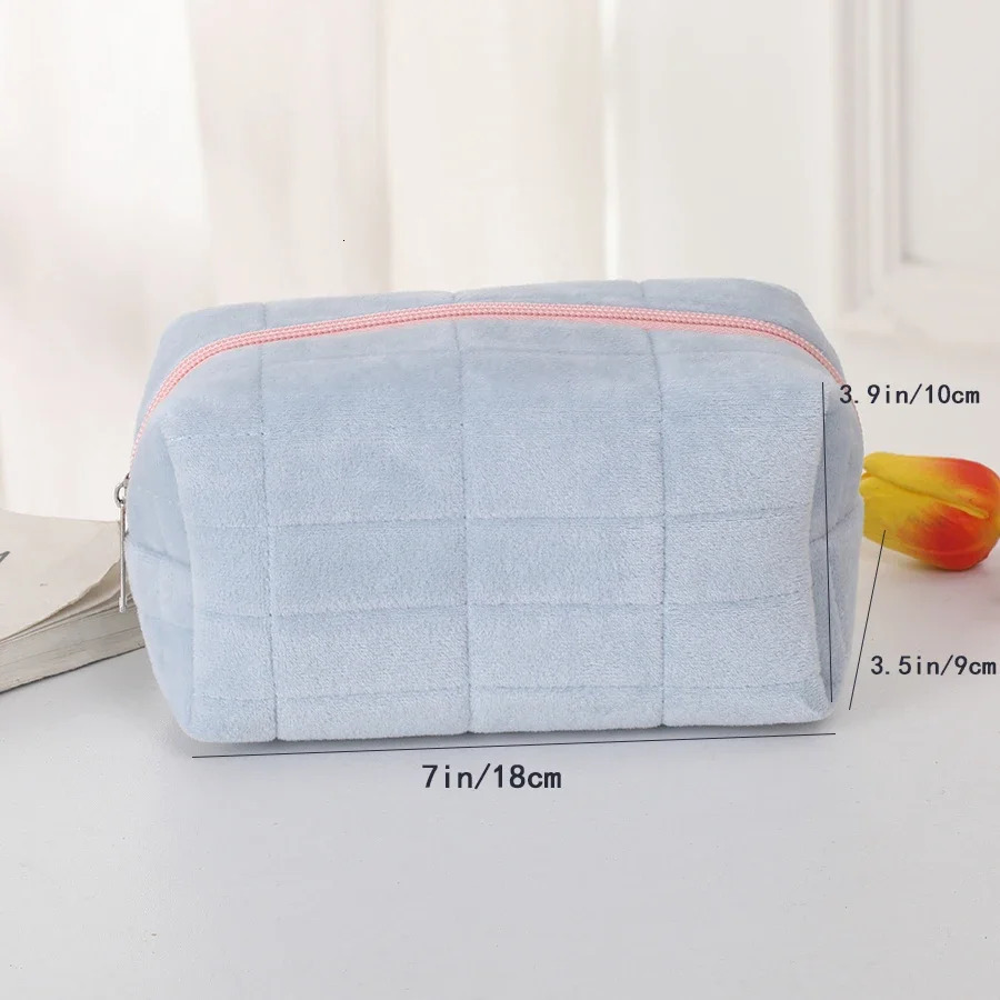 Simple Makeup Bag Pillow Pen High Appearance Level WOMENS Large Capacity Portable Storage Bags 241019 zhanyishengli