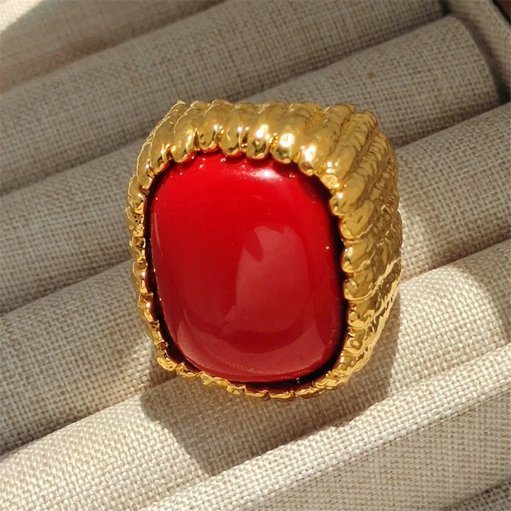 2024 Agate Crystal Open Ring Gold Metal Natural Stone Womens Jewelry Elegant Party Birthday Gift 241018