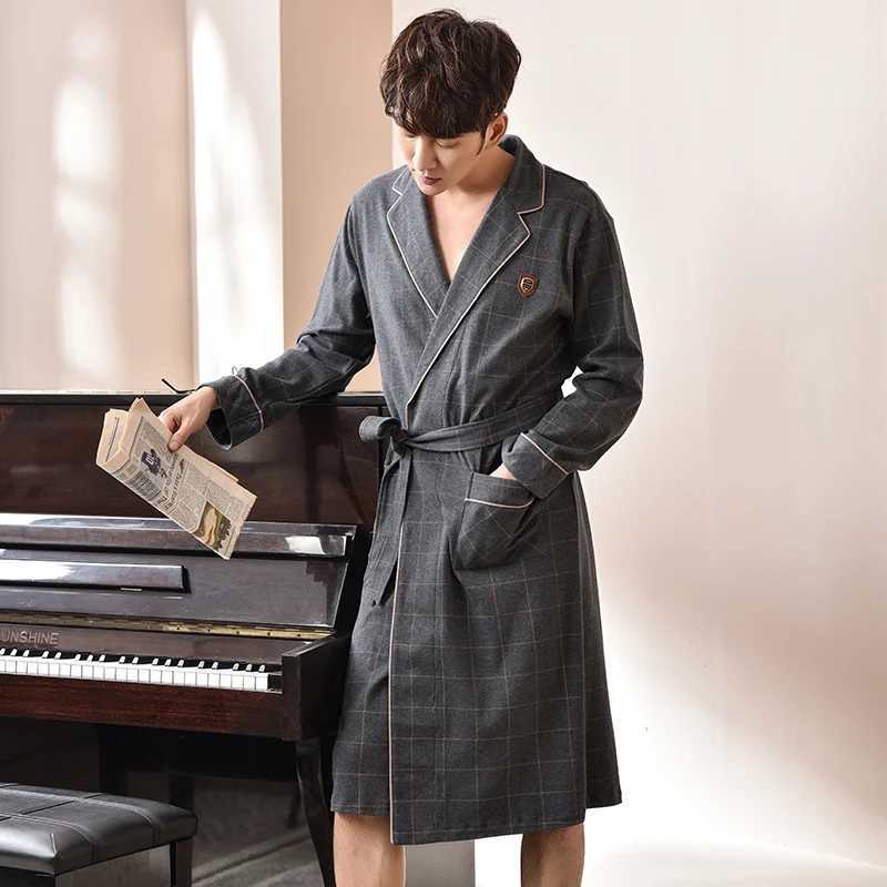 2023 Spring Autumn Bathrobe Men 100% Cotton sleep top Kimono Robes For Male Plaid Robes Long Bath Robe Bride Robe Dressing GownXJ241018