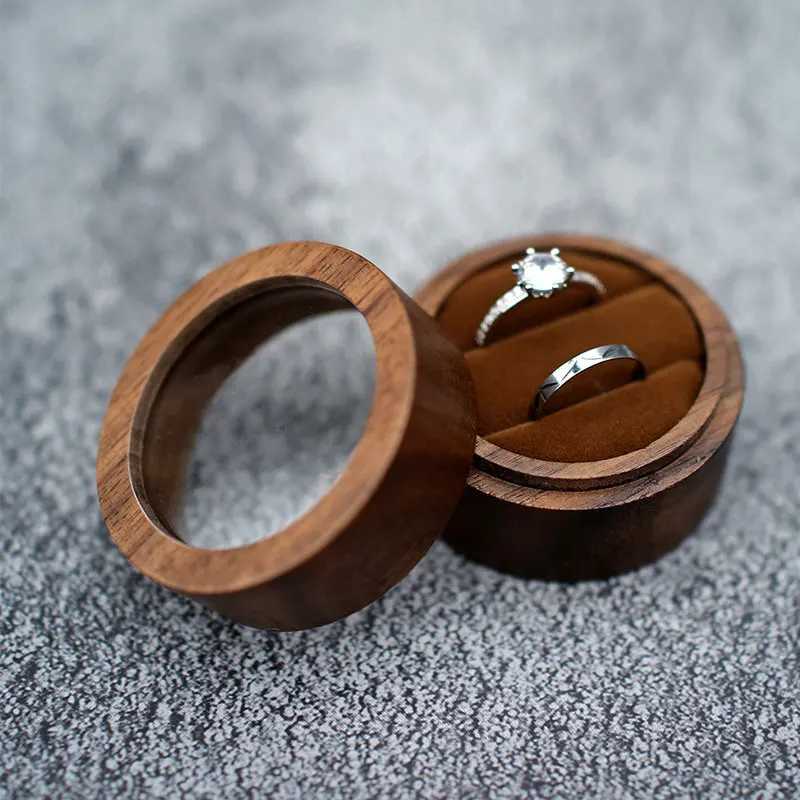 Round walnut ring box velvet soft indoor jewelry box holder organizer wooden box for suggesting engagement ring packaging W241019
