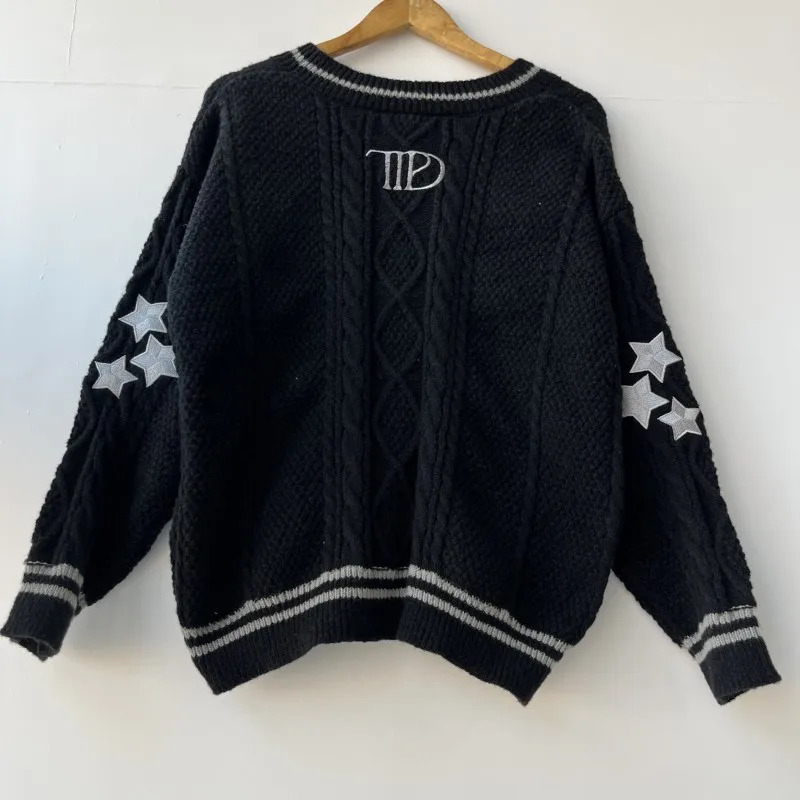 Winter Warm Star Embroidered Loose Suitable for Holiday Cotton Cardigan Womens Autumn Fashion Khaki Knitted Cardigan Womens Sweater Y2k 241019