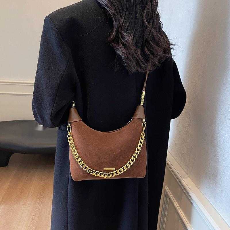 CMM French Niche Suede Bag for Women New Fashion Versatile Handbag Casual Texture Crossbody Bag