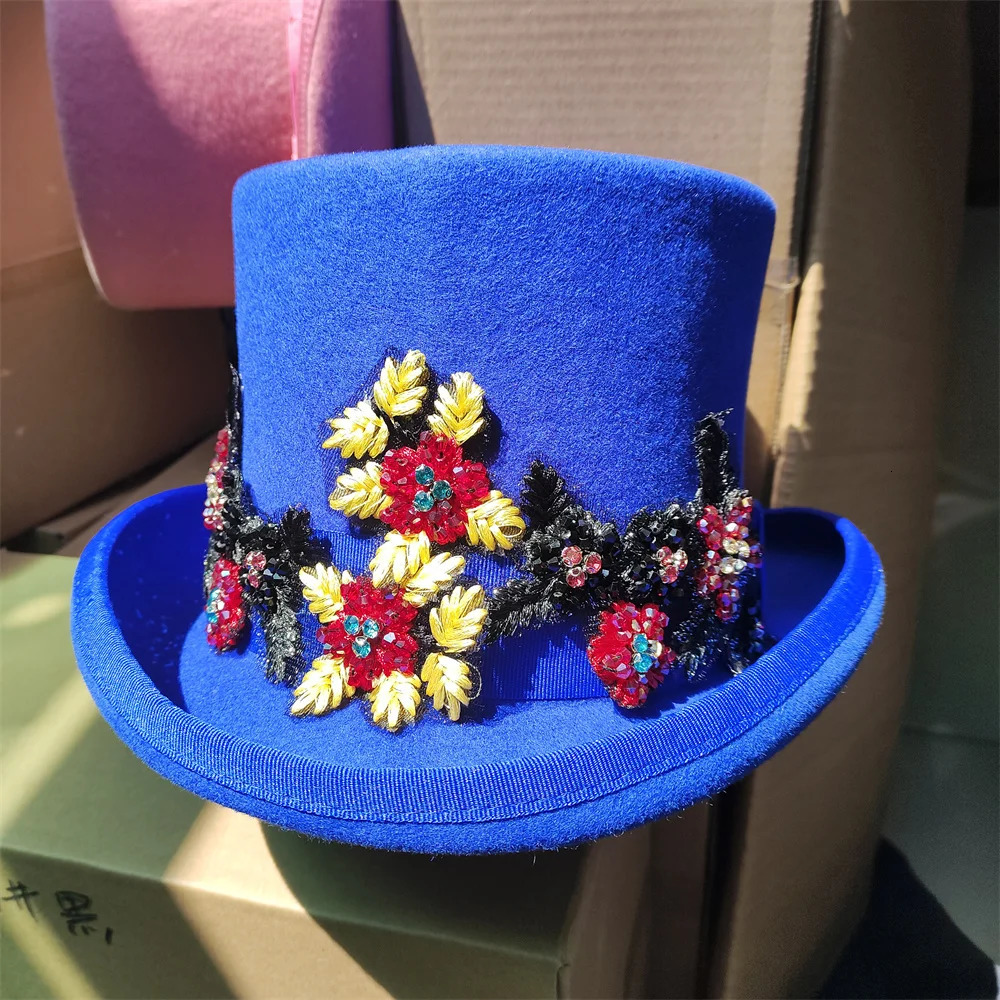 Blue mens and womens hats 100% wool magic hats top-level display mens bowling hats black and red magic hats presidential hats feather accessories 2410