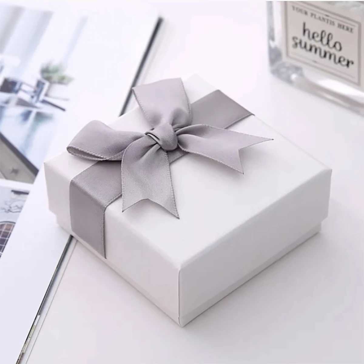 1Pc - Elegant gray satin bow jewelry gift box with lid suitable for jewelry storage boxes of earrings necklaces and rings W241019