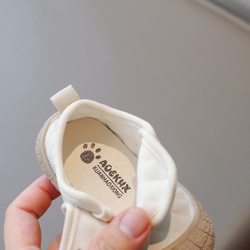 Childrens Toddler Shoes Four Seasons Soft Soled Casual for Boys Girls 06 Years Old Khaki Matching Kids Single 241018