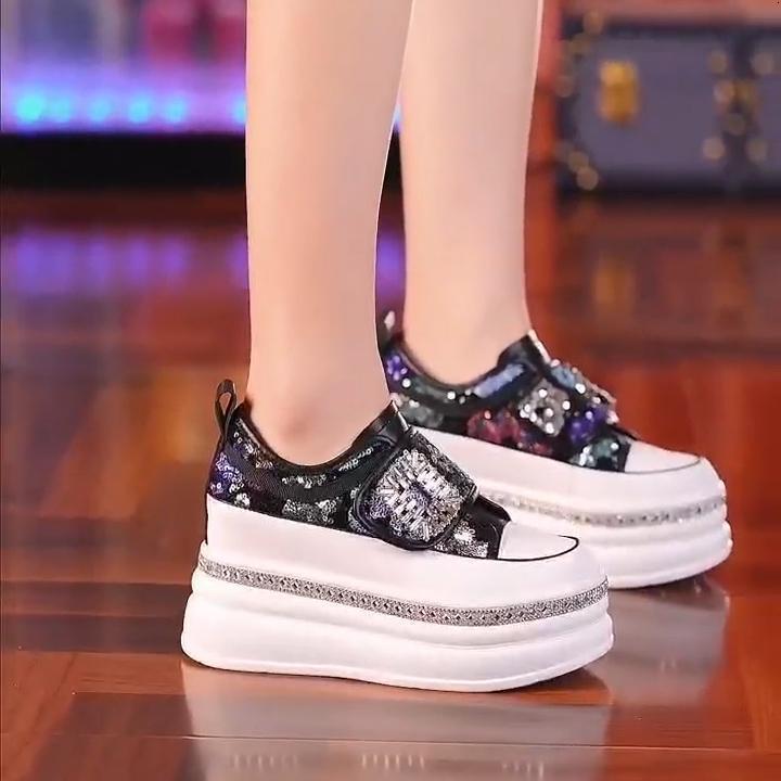 Soft sole, soft surface, anti slip, one foot pedal, thick sole, sponge cake shoes, women's casual, versatile, lightweight, comfortable, small hei