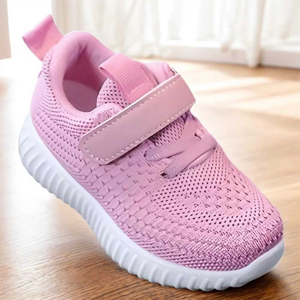 Athletic Outdoor Childrens sports shoes anti slip running flexible and breathable casual shoes for children H241019
