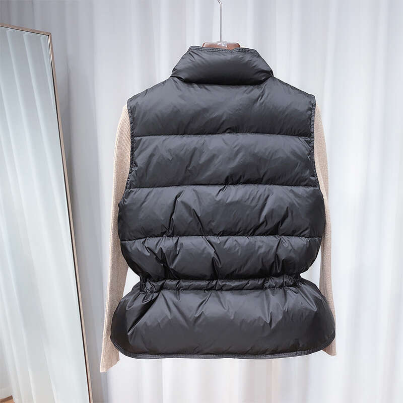 2024 New Ultra Light Women Short Vest Windproof Lightweight Warm Waistcoat Female White Duck Down Coat Sleeveless