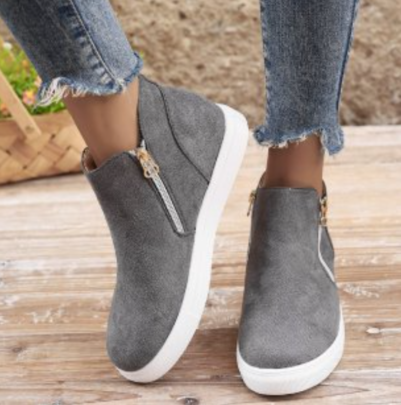 Plus Size Women's Thick Sole Heightening Round Toe Solid Casual Shoes - Green Grey ff1b