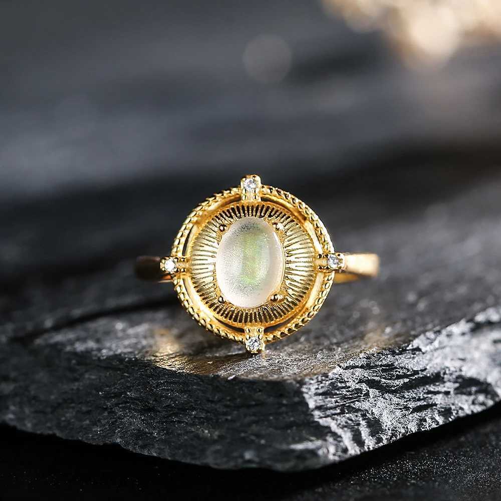 New S925 pure silver gold-plated 18k womens ring paired with natural gemstone moonlight ring wedding jewelry accessories Y241019