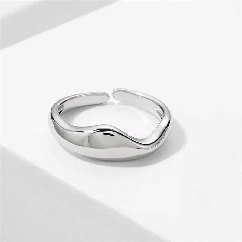 Gold silver irregular wave rings fashionable simple geometric handmade jewelry suitable for couples adjustable wedding rings Y241019