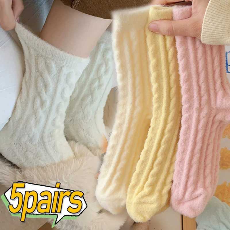 Winter Warm Thick Velvet Socks Men Coral Fleece Thick Plus Stocking Girls Fluffy Floor Sleeping Middle Tube Sock Hosiery SoxesXJ241019