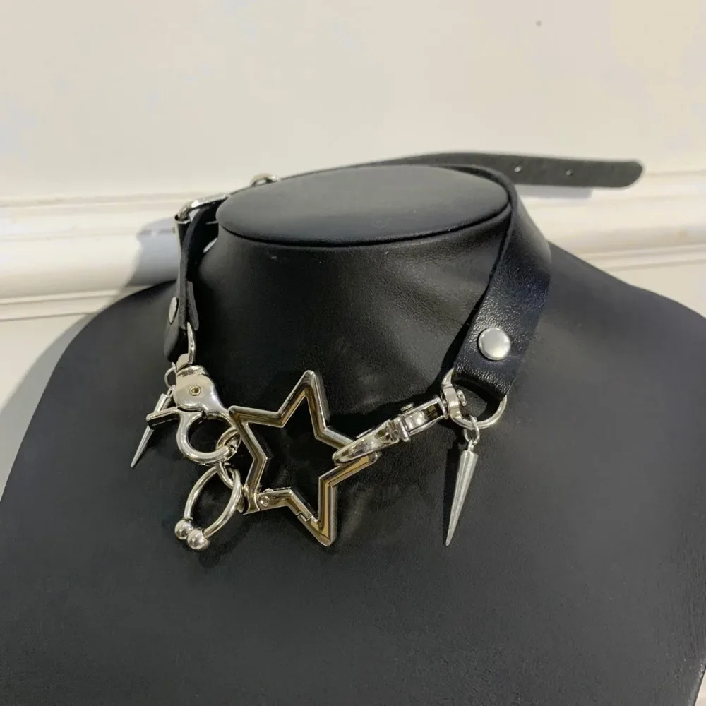 Personality Design Exaggerate Pentagram Necklace Rivet Metal Star Chain Female Retro Rock Hip Hop Gothic Party Jewelry 241018