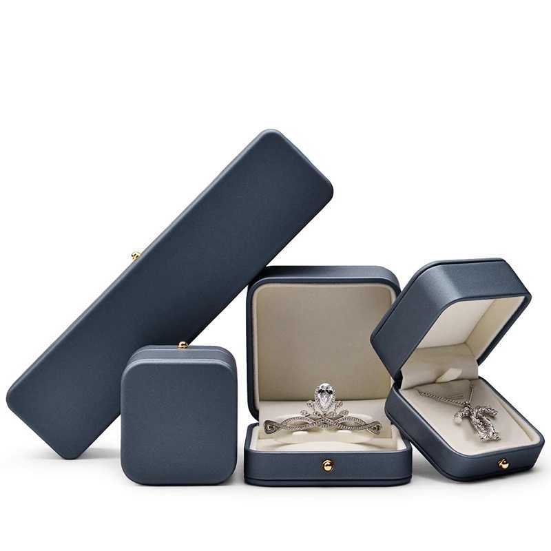 Oirlv Gorgeous Steel Blue Ring Box Premium Leather Ring Gift Box for Wedding Suggestions Jewelry Storage Box Bracelet Necklace W241019
