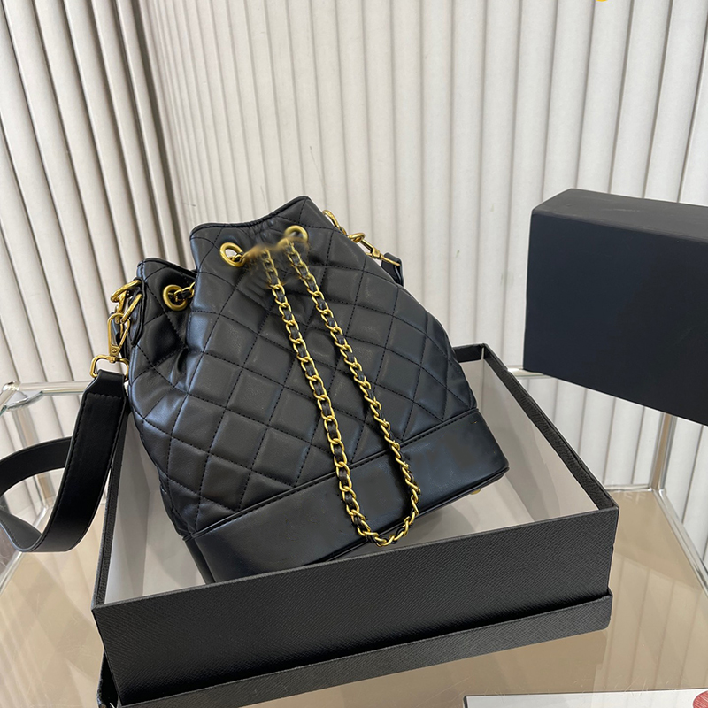 Designer -Vintage Bucket Bag Gold Letters Metal Hardware Handbag Chain Adjustable Leather Strap Cross Body Shoulder Handbag Makeup Bags