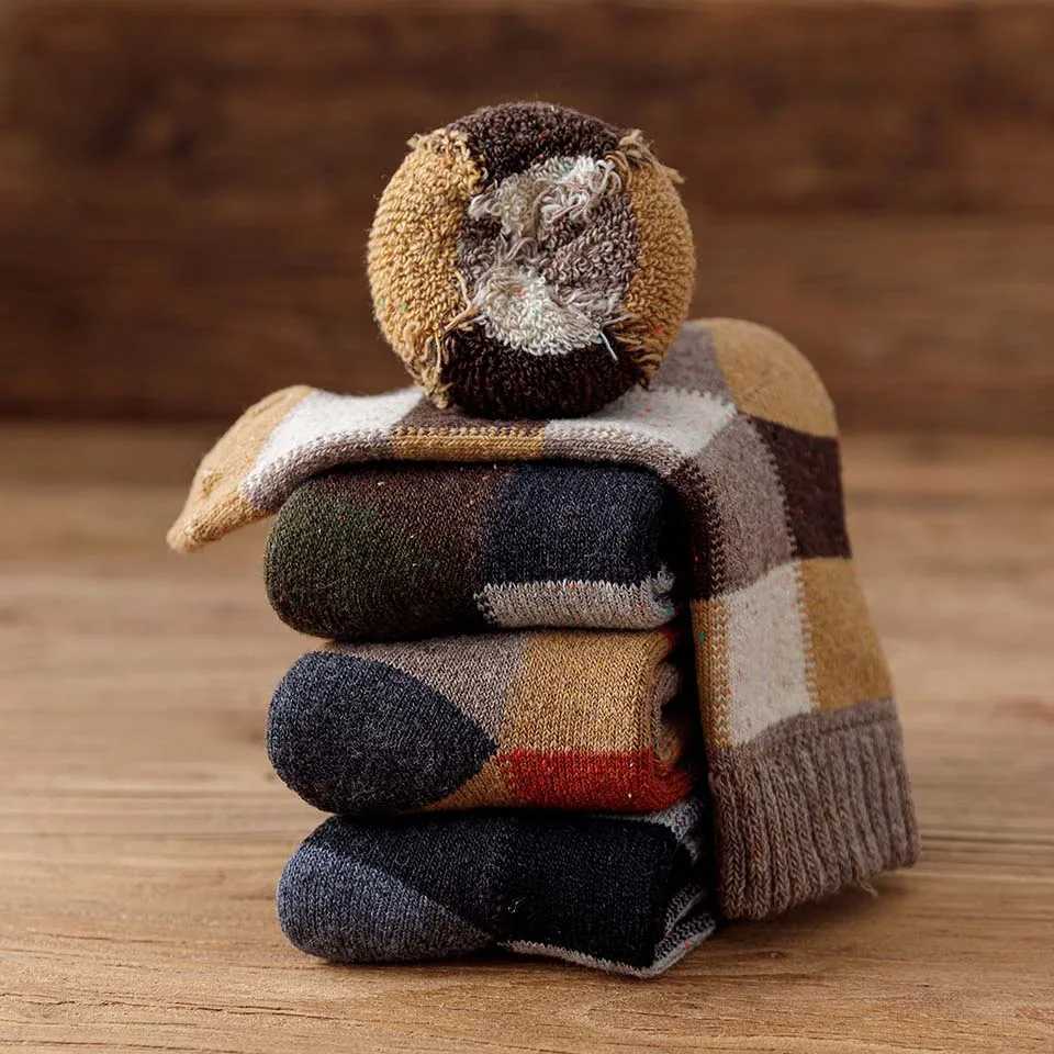 3 Pair Winter Mens Wool Socks Thick Warm Harajuku Retro Large Size Plaid Casual Cashmere Long Merino Socks MenXJ241019