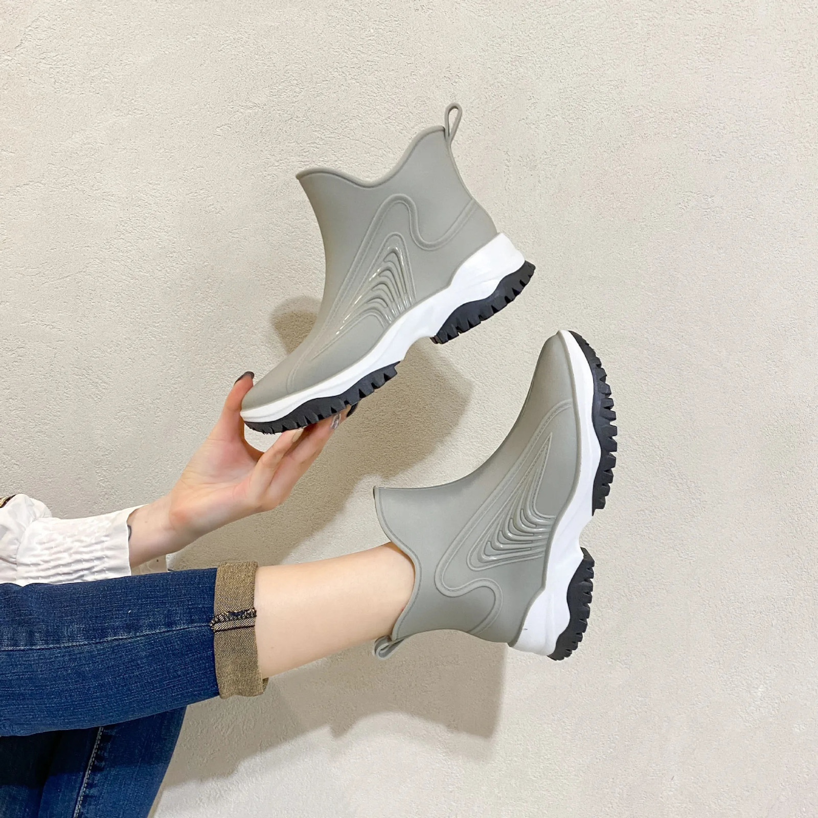 Women Rainboots Slip-on Waterproof Ankle Boots PVC Anti-Slip Spring Autumn Rain Shoes Platform Woman Fishing Rubber Shoes 241010