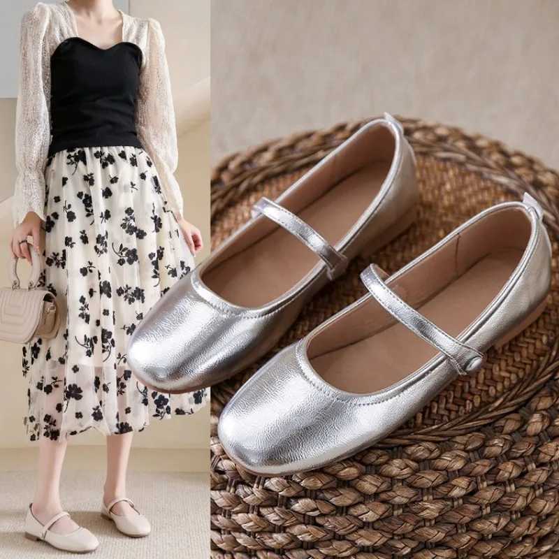 Single line flat shoes womens low boots spring new square toe single shoes college Mary Jane shoes high heels Y241019