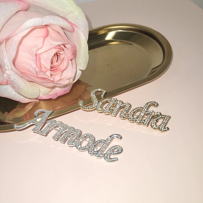 Stainless steel custom name brooch with crystal custom name plate womens lapel pin personalized wedding gift 241018