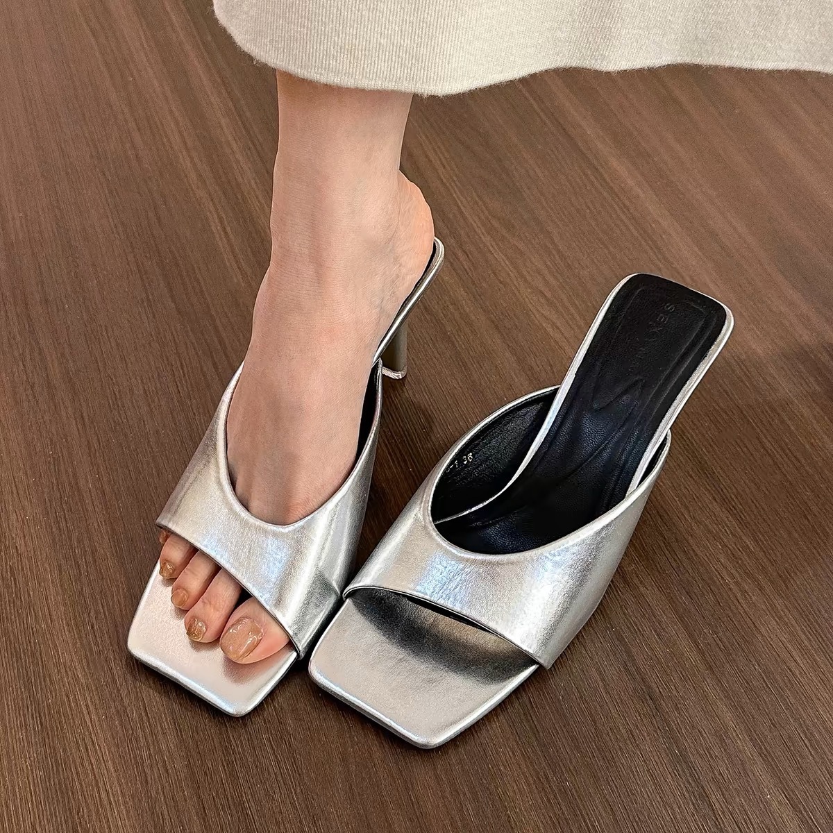 Head Wind Square Open Toe One Line Tuo Girl Summer Grade Fine External Wearing Gold High Heel Slippers Ddmywed Ddmysaturn
