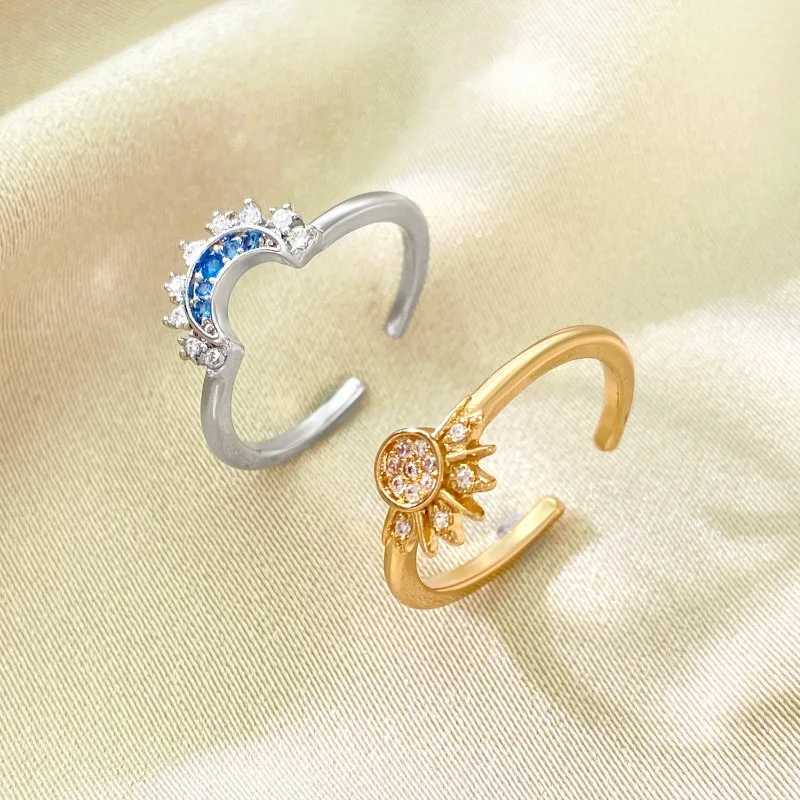 2-piece/set couple ring set sky blue sparkling moon and sun rings fashionable womens stackable finger set engagement jewelry Y241019